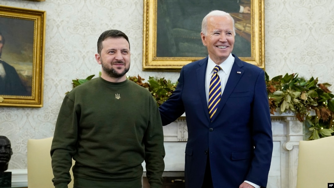 Президент США Джо Байден під час зустрічі з президентом України Володимиром Зеленським в Овальному кабінеті Білого дому, 21 грудня 2022 року, у Вашингтоні, США