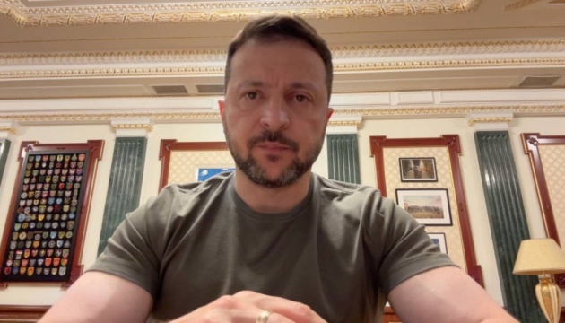 Зеленський анонсував нові санкції проти тих, хто допомагає Росії їх обходити