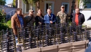 Вінниця передала бійцям «Азову» 150 FPV-дронів