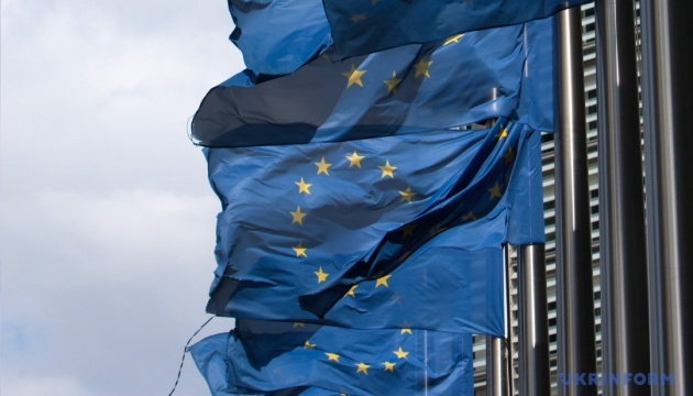ЄС стикається з труднощами у зниженні ліміту цін на російську нафту через напруження на Близькому Сході