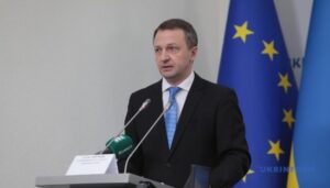 Кремінь звернувся до поліції через російськомовні пісні під час виступу Вєрки Сердючки у Києві