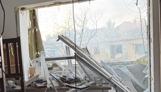 У Києві внаслідок російської атаки зруйнована квартира лідера гурту «Антитіла»