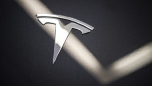 Tesla втратила мільярди доларів, продавши 75% своїх біткоїнів