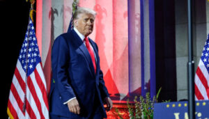 Трамп не очікує, що зможе переконати Путіна на Алясці припинити удари по цивільних в Україні
