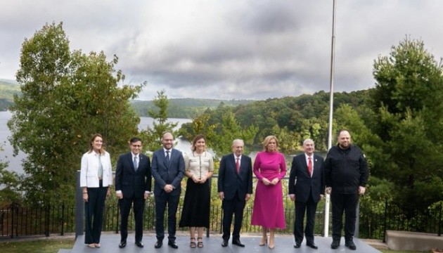 Парламенти держав G7 готові допомогти досягненню миру в Україні