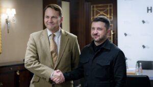 Зеленський обговорив з Сікорським протидію російським дронам та побудову системи захисту