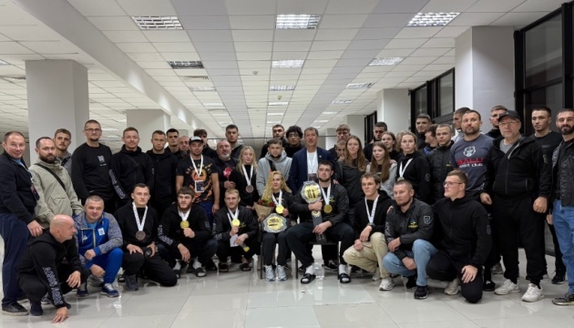 Україна - перша на чемпіонаті світу зі змішаних єдиноборств ММА
