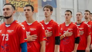Гандболісти "Мотора" поступилися на старті Кубка виклику