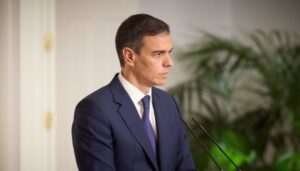 Прем’єр Іспанії виступив проти збільшення оборонних витрат у Європі