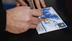 Укрпошта випустила марку до Дня Святого Миколая