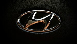 Hyundai не може зараз викупити свій автозавод у РФ