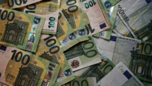 Уряд Нідерландів виплатив €5,7 мільйона компенсації за викрадені з музею Дренте румунські артефакти