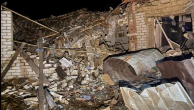 Російські війська скинули КАБи на село у Запорізькому районі: одна людина загинула, ще одна поранена