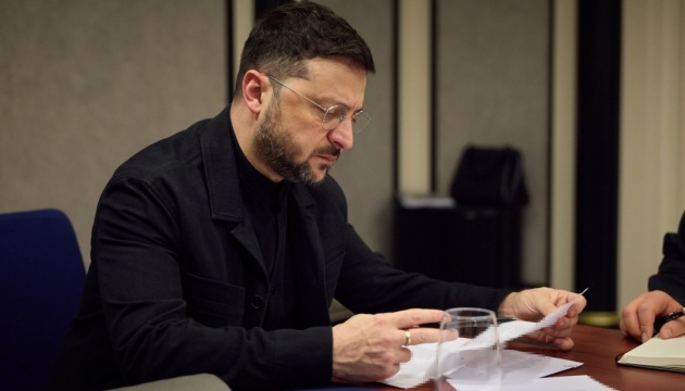 Якщо посольство мовчить - це незадовільна робота: Зеленський очікує активності від українських дипломатів
