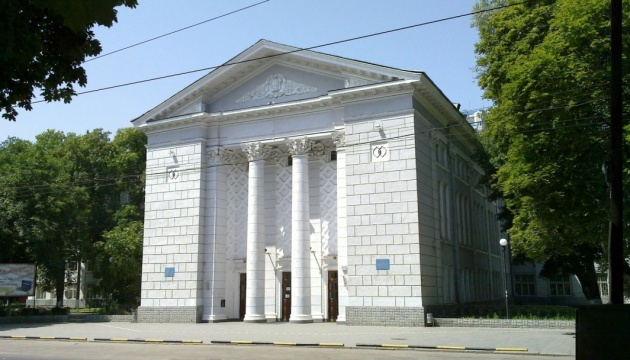 В Одесі звільнили професора університету за російську мову викладання