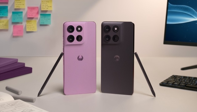Motorola представила новий смартфон і планшет