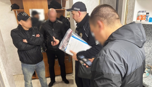 На Миколаївщині викрили працівника ТЦК і його спільника, які вимагали гроші в студента