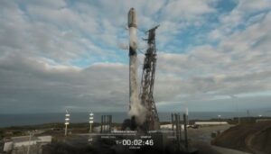 SpaceX запустила нову партію супутників Starlink
